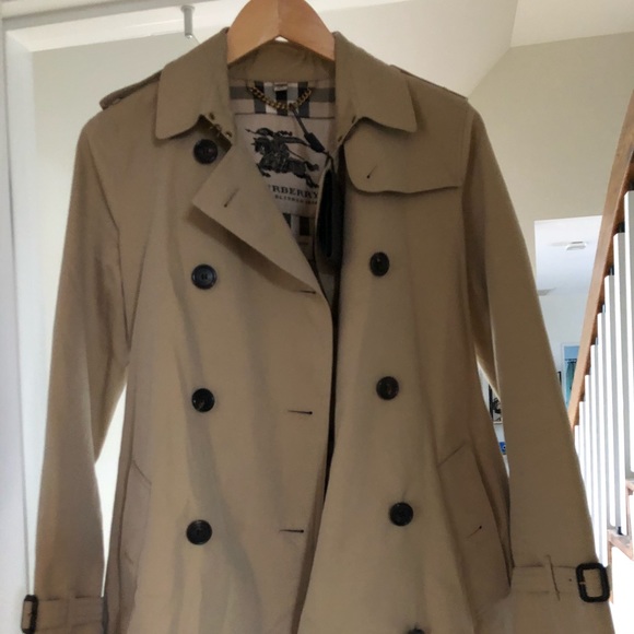 burberry trench coat authentication